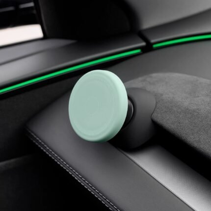 For Tesla mobile phone holder New Model 3 Highland Model Y Juniper car silicone magnetic bracket left rudder&right rudder
